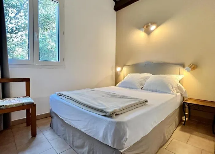 Padovani Marina * Calcatoggio (Corsica)